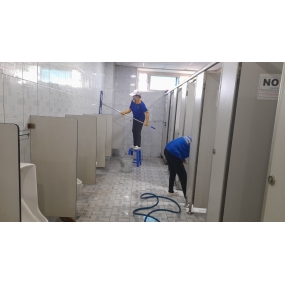 VỆ SINH SHOWROOM