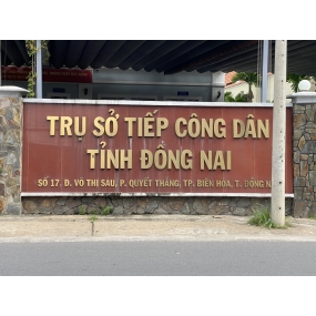 VỆ SINH TRUNG TÂM HÀNH CHÍNH