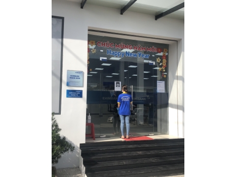 VỆ SINH TRUNG TÂM HÀNH CHÍNH