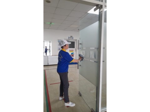 VỆ SINH SHOWROOM